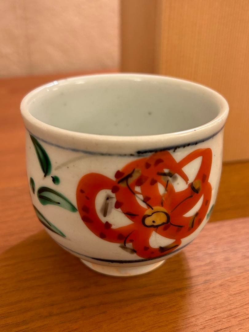 東*山様 須田菁華 色絵 百合 ゆり 湯呑 共箱