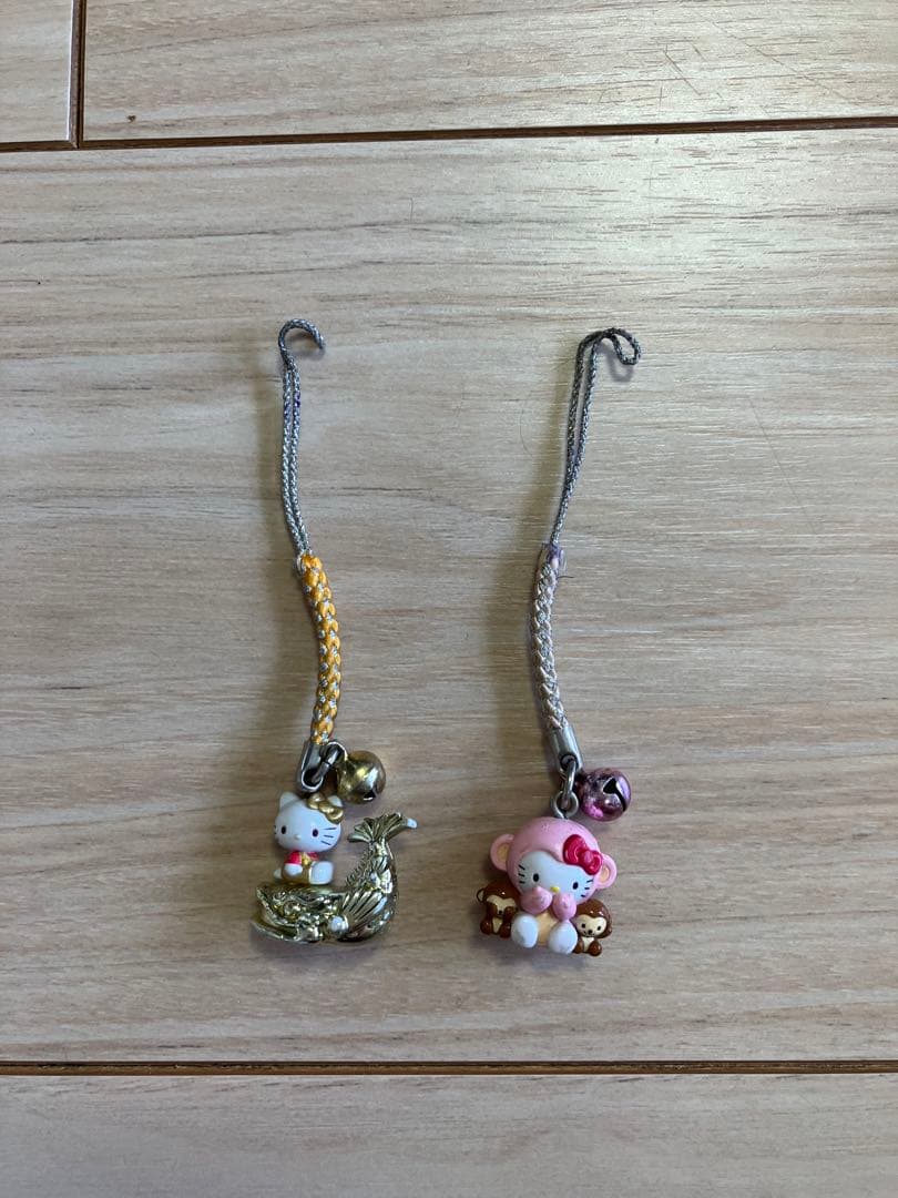 ハローキティ　ご当地キティ　根付け　125個 まとめ