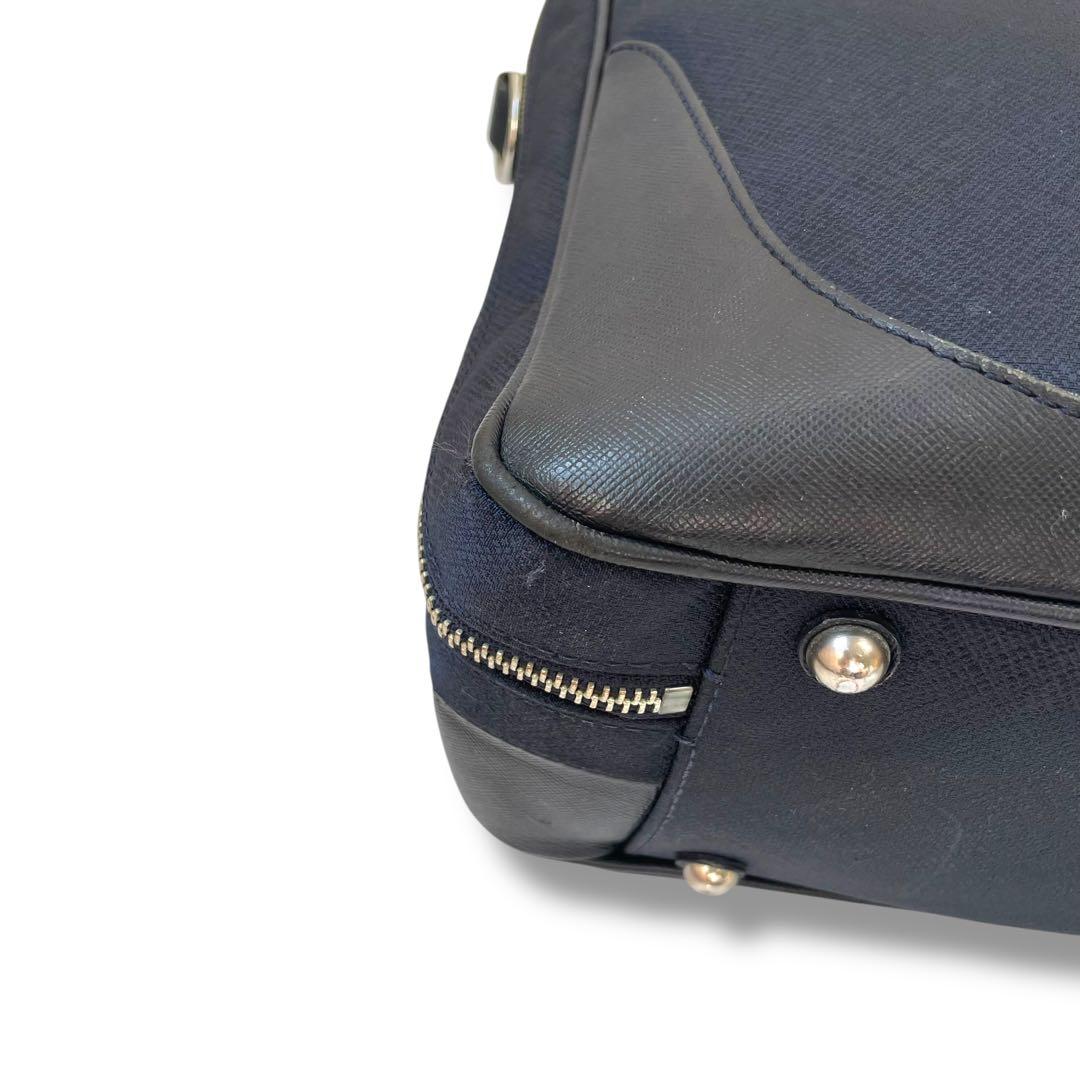 【レア】ペッレモルビダ　ビジネスバッグ　2way レザー　A4 ネイビー
