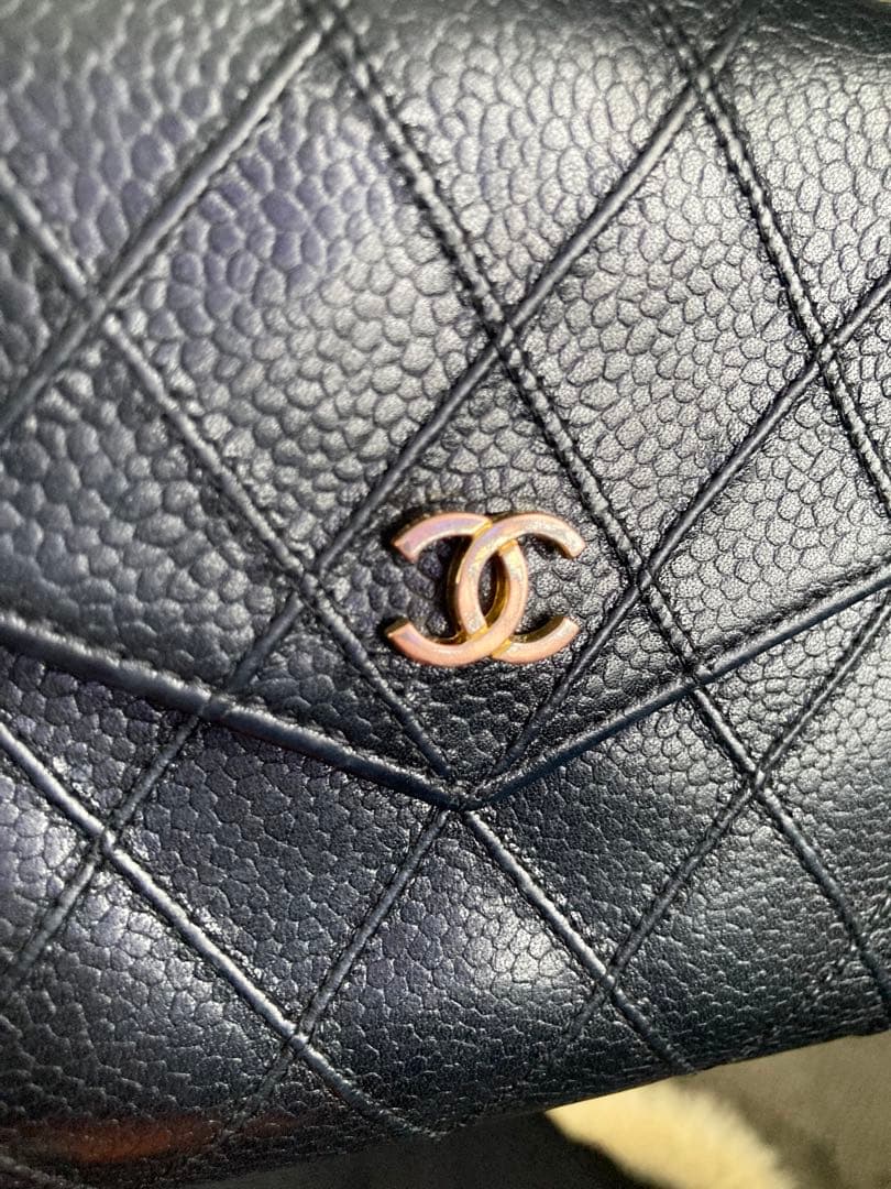 CHANEL ブラック キルティング 二つ折り財布