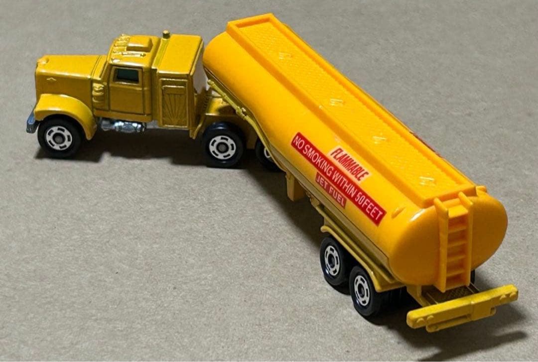 ロングトミカ ダイヤモンドレオ オイルタンクローリー