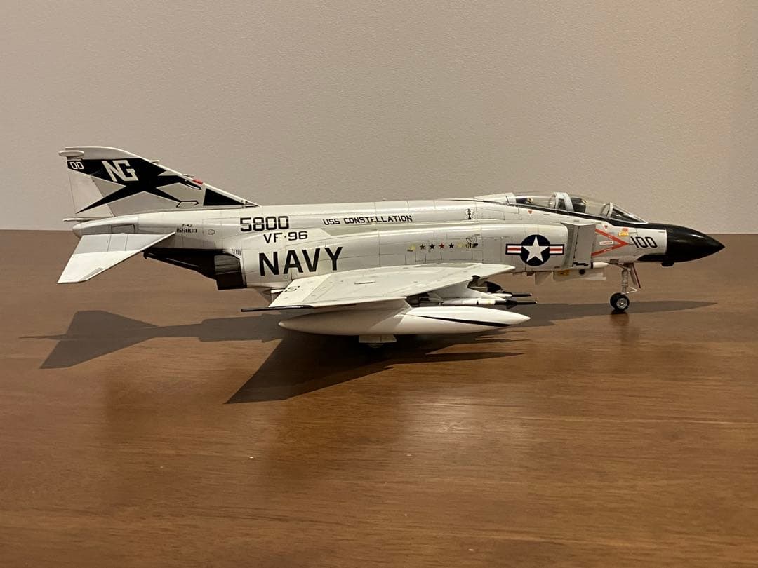 1/48 アメリカ海軍 F-4J ファントムII
