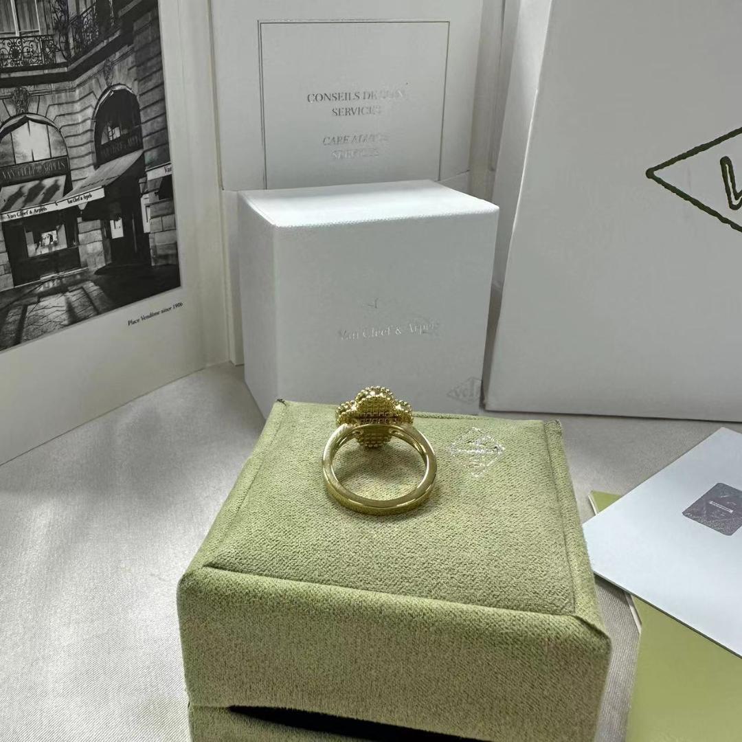 ヴィンテージ・アルハンブラ　リング