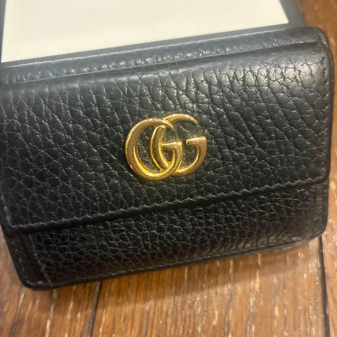 胡桃様　GUCCI 三つ折り財布　黒