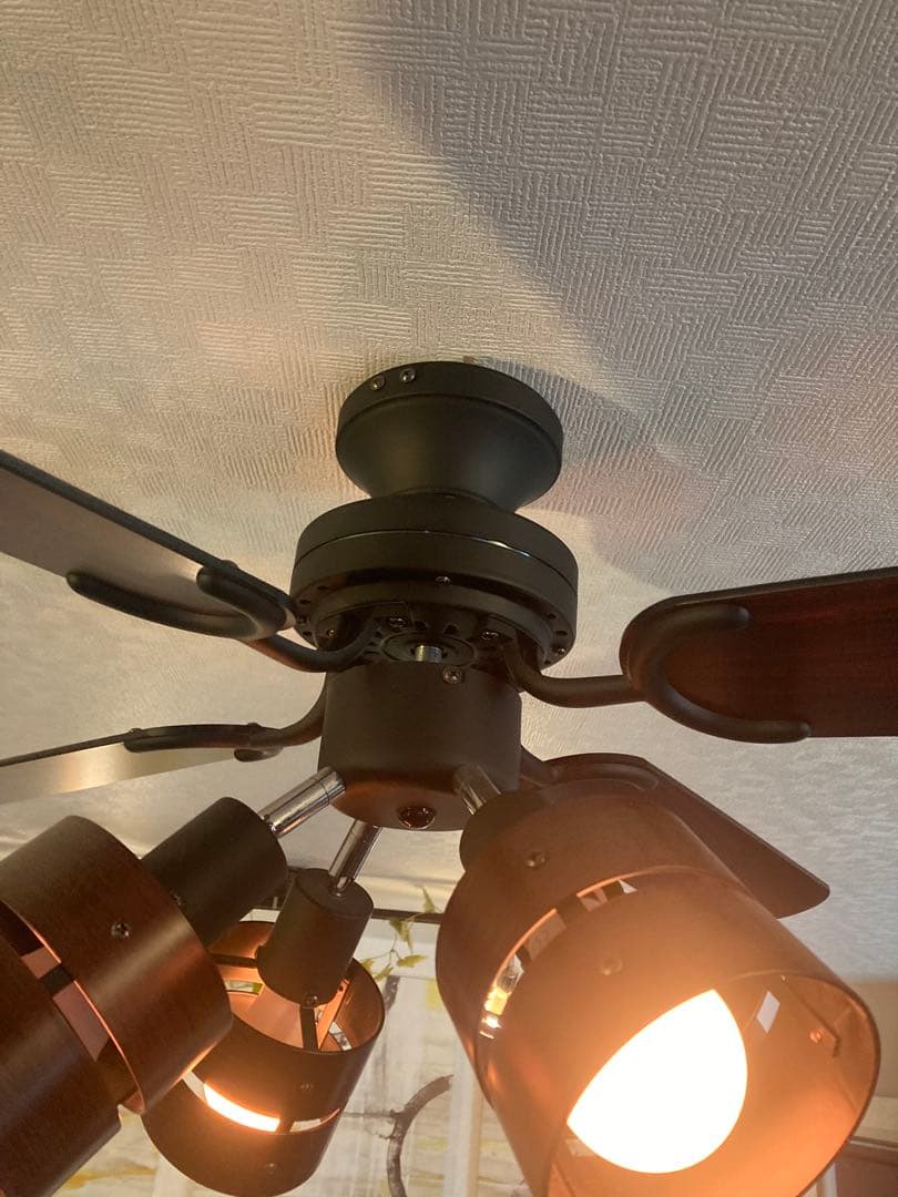 リコメン堂 シーリングファンライト E26 4灯 ブラウン