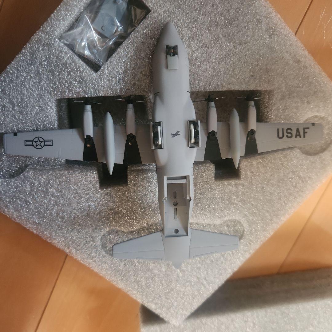 航空機・ヘリコプター HERPA Lockheed C-130 Hercules 1/200