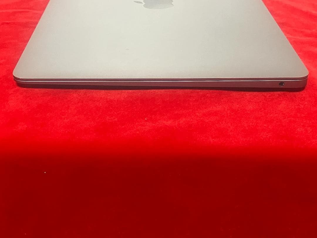 【美品】Apple MacBook Model A2179 EMC 3302