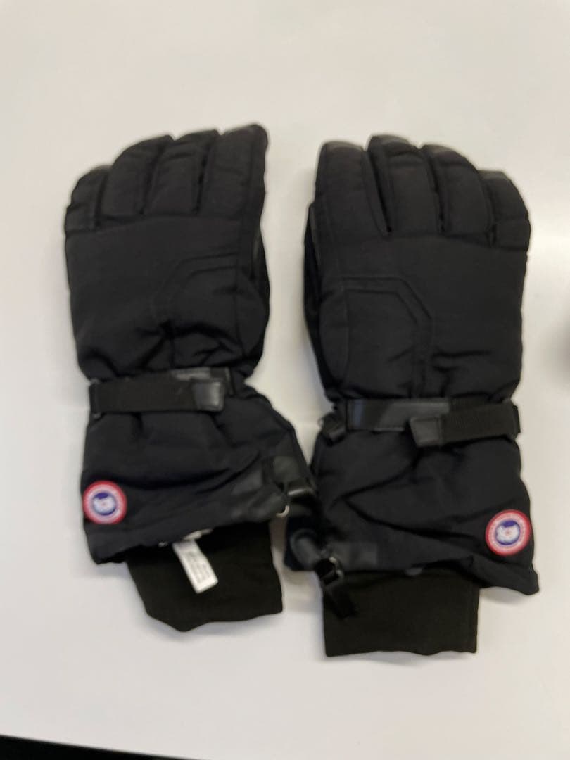 カナダグース　グローブ