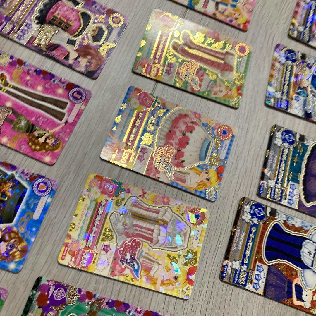 週末限定値下げ‼️カード アイカツ +学生証 合計99枚✨