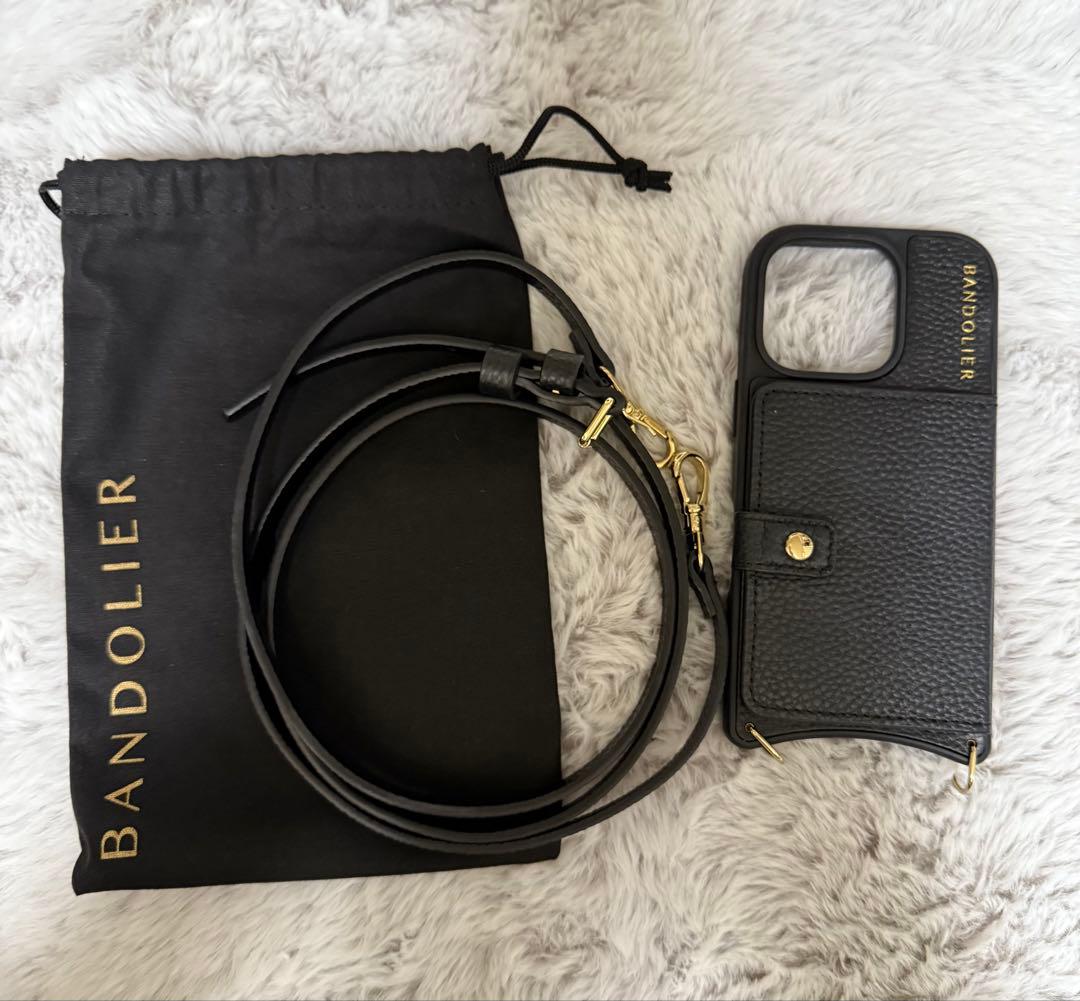 iPhoneアクセサリー BANDOLIER iPhone16Pro MILA MagSafe