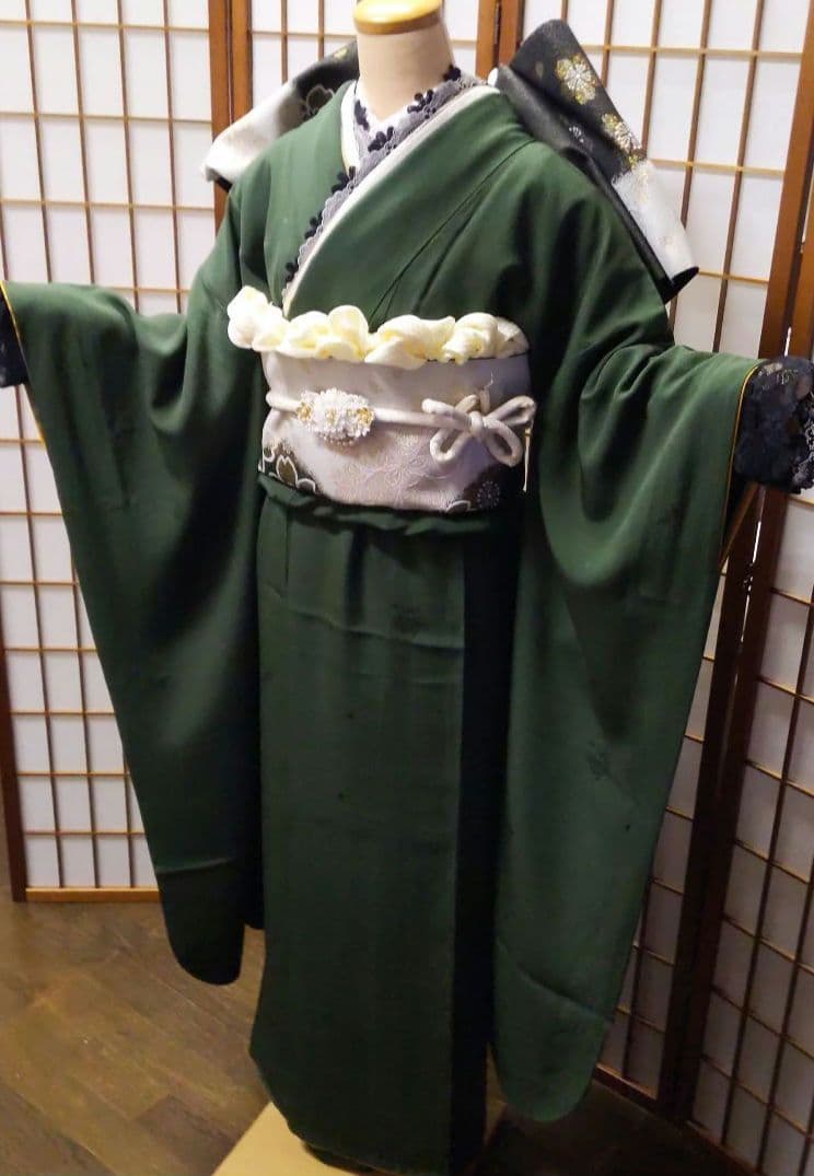 454【最終価格】無地モスグリーン【山本寛斎正絹振袖8点フルセット】成人式卒業式