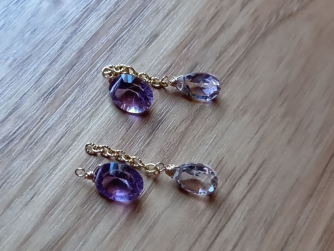 515/14kgfタンザナイト・ヘソナイト・ブルームーンストーンのチャーム