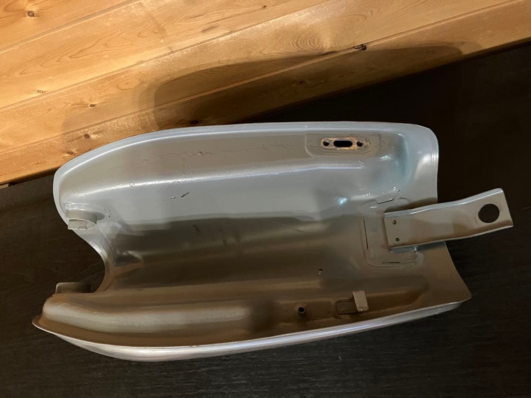 Kawasaki 250TR タンク　無塗装仕上げ　凹み無し　エストレヤにも