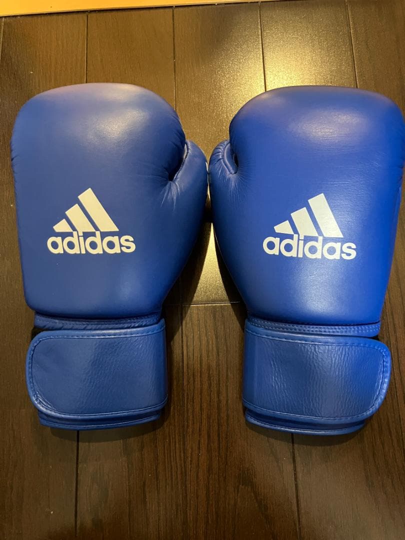 adidas　ボクシンググローブ　10oz