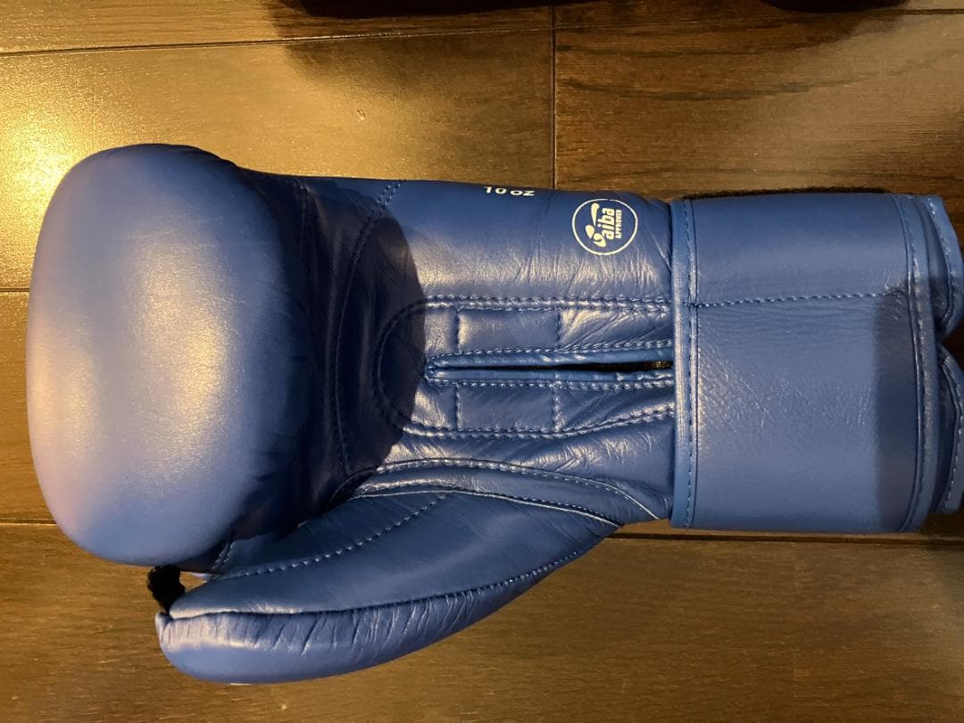 adidas　ボクシンググローブ　10oz