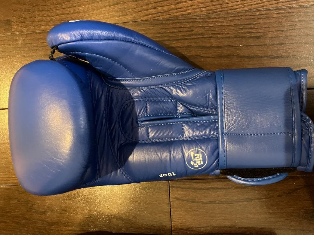 adidas　ボクシンググローブ　10oz