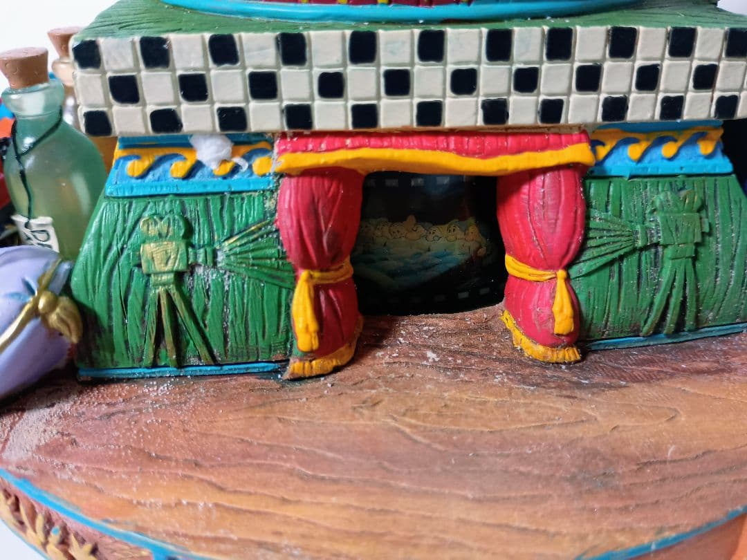 ディズニースノードーム オルゴール