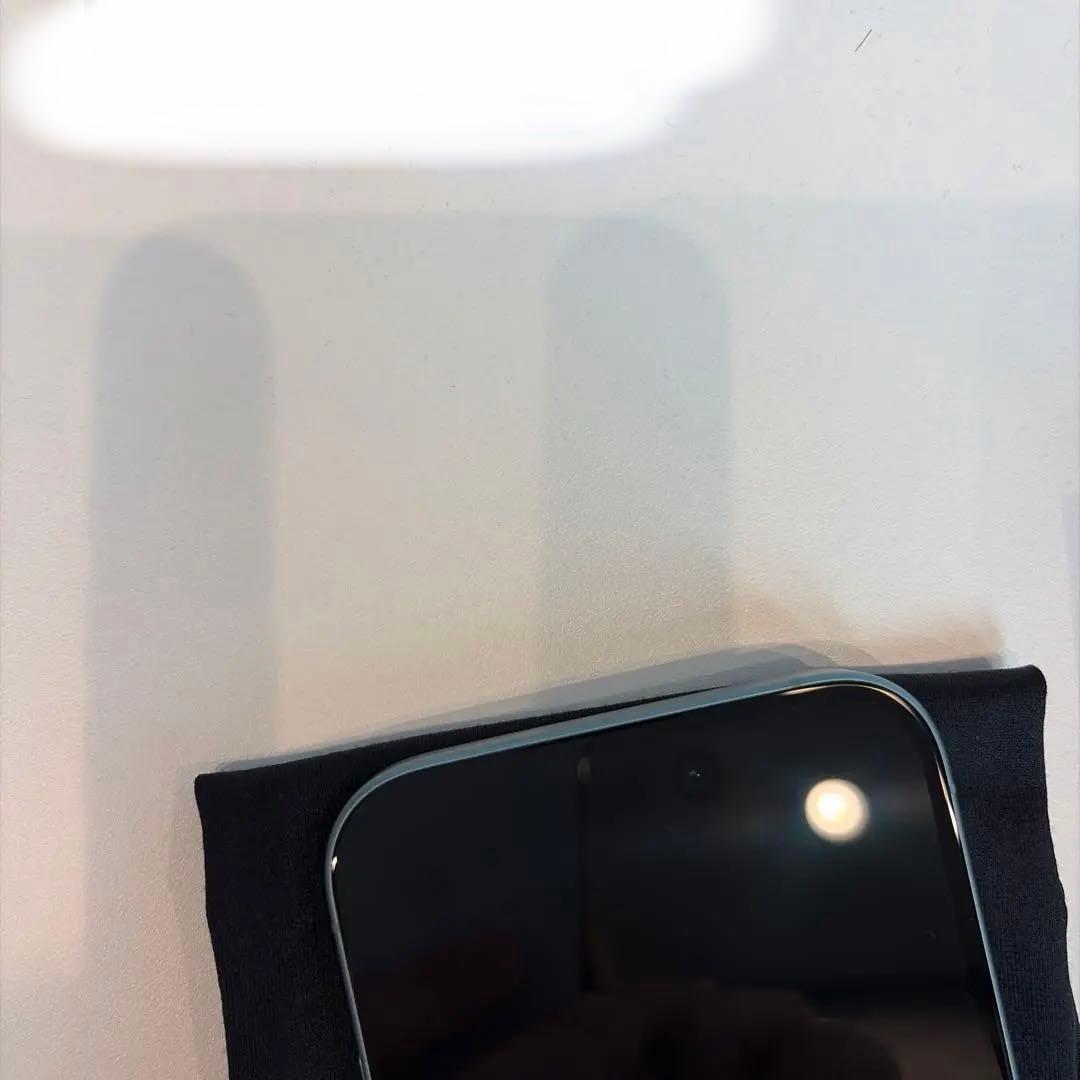 Apple iPhone 16 128GB 緑（ティール）バッテリー100%