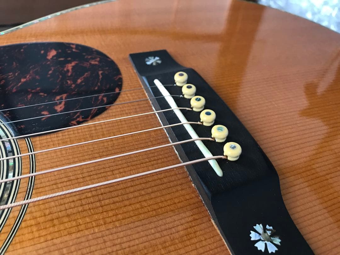 ジャンク品　アコースティックギター OM42