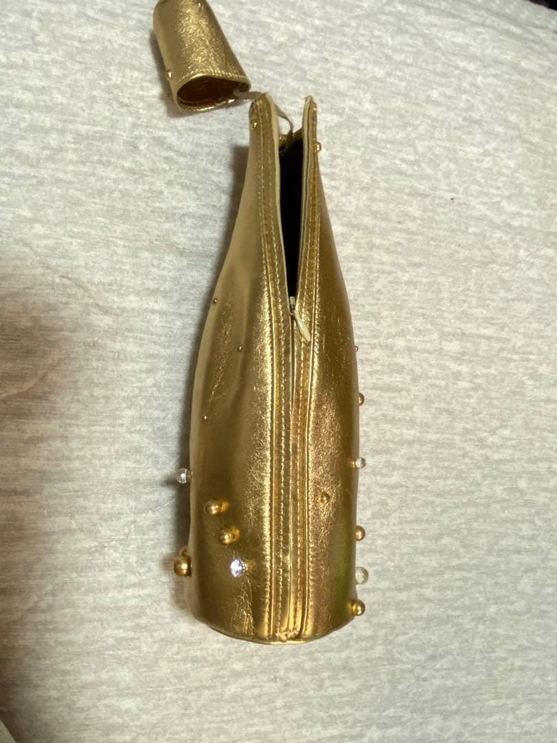 Moët & Chandon ゴールドボトルポーチ