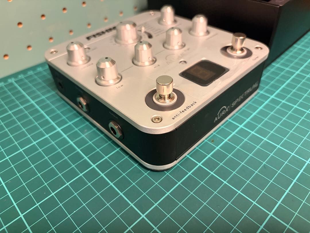 FISHMAN AURA SPECTRUM DI プリアンプ