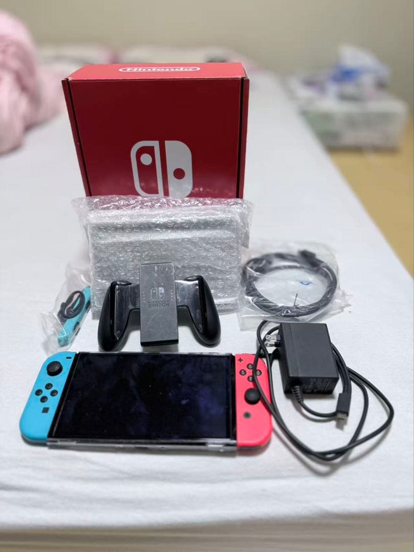 Nintendo Switch 有機ＥＬ ネオンレッド/ネオンブルー 本体