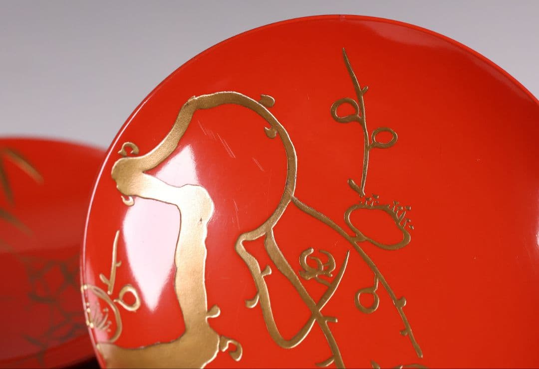 【CM358】時代 法橋光琳造(尾形光琳) 松竹梅蒔絵 朱塗 三ッ盃 木製 酒盃