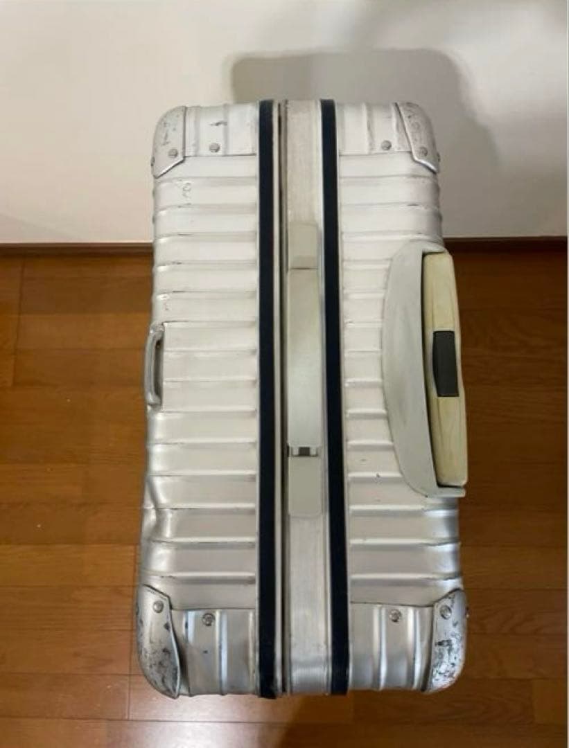 リモワ rimowa トパーズ　シルバーインテグラル 82L 2輪 アルミ青ロゴ