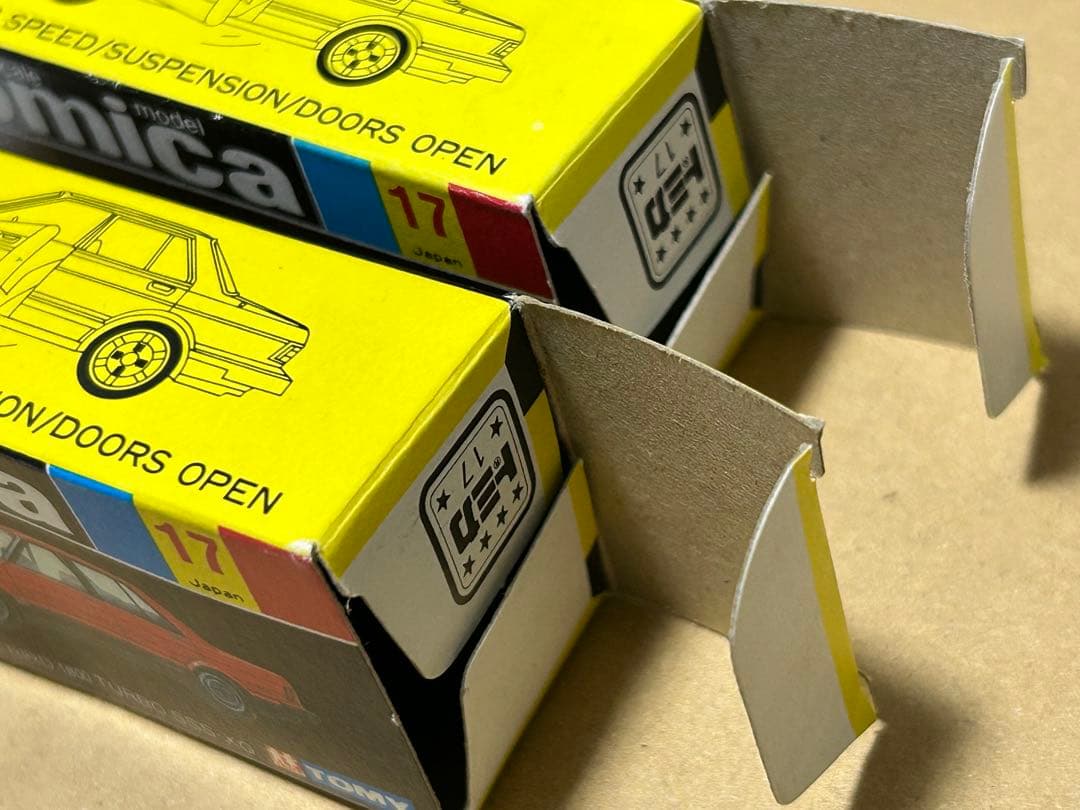 トミカ ニッサン ブルーバード 1800ターボSSS-XG 2台セット