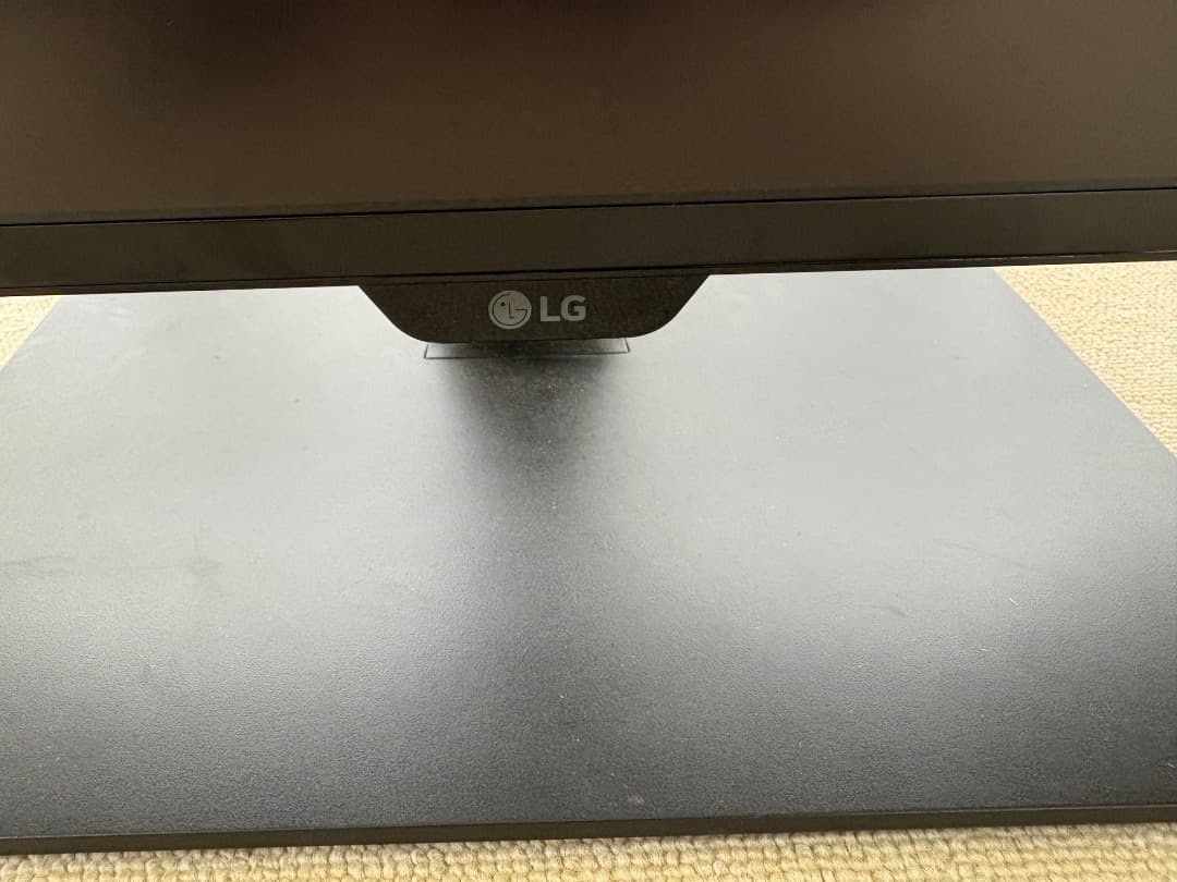 LG　43インチ４Kモニター　43UN700