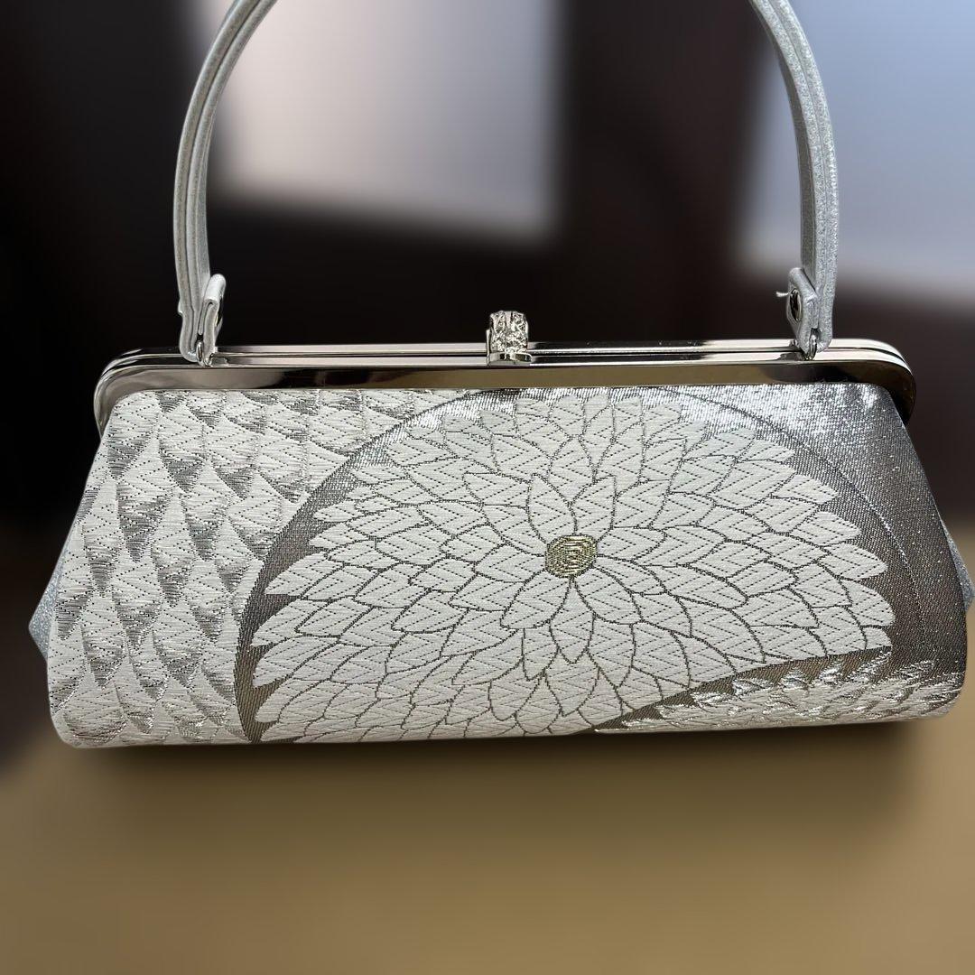 成人式シルバー バッグと草履のセット