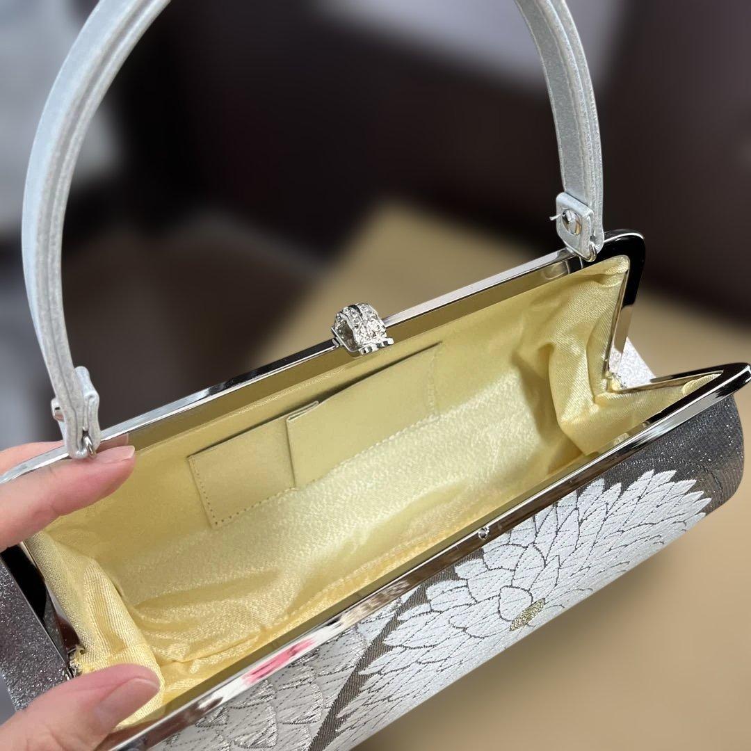 成人式シルバー バッグと草履のセット