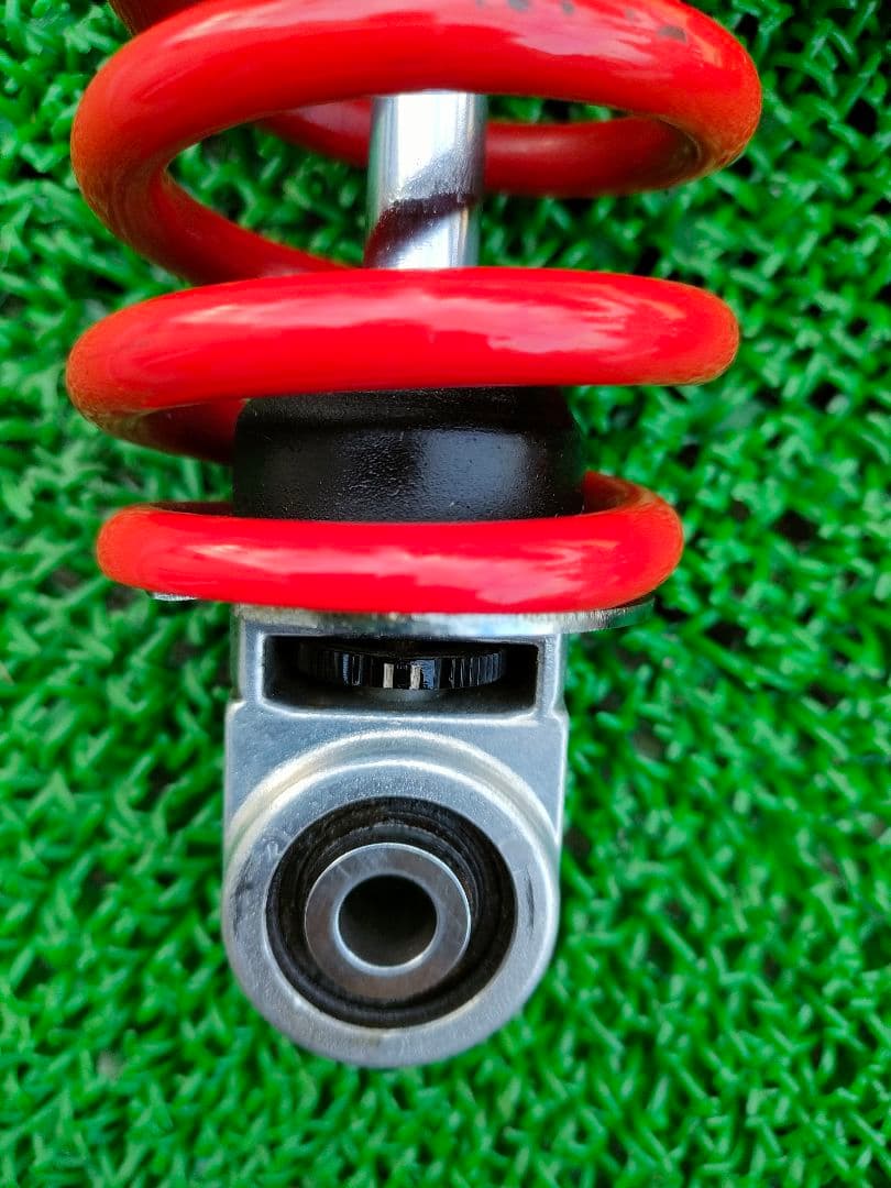 CB1300SF リアサスペンション 左右 SHOWA 純正 SC40 品薄