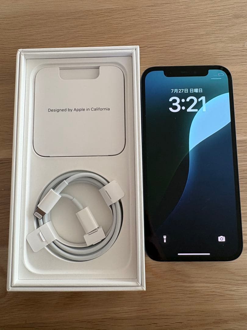 山本さま専用　Apple iPhone 12 128GB ブラックとホワイト2台