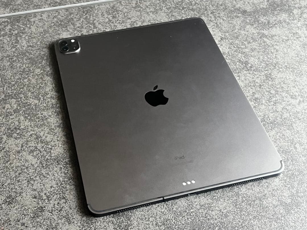 iPad Pro 12.9インチ 第4世代 256GB セルラー