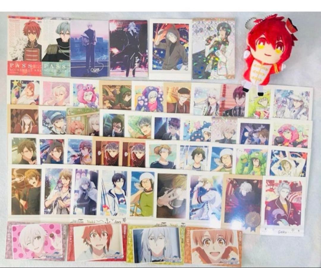 アイナナ まとめ売り　紙類　アクリル類　メイク用品　Blu-ray等