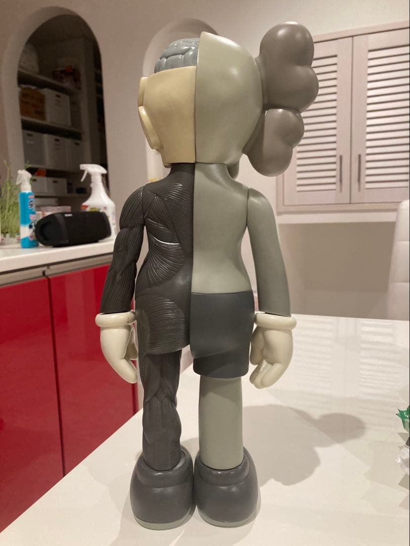 KAWS COMPANION 人体模型 EDITION グレー36㎝