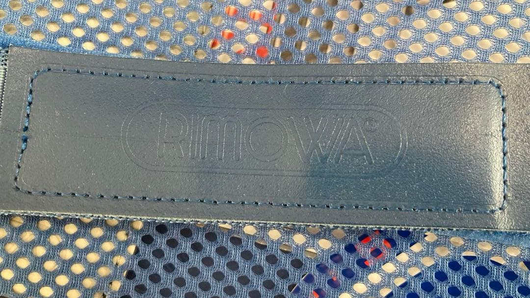 最終値下げ　美品　リモワRIMOWA トパーズTOPAS 32L 青ロゴ　2輪