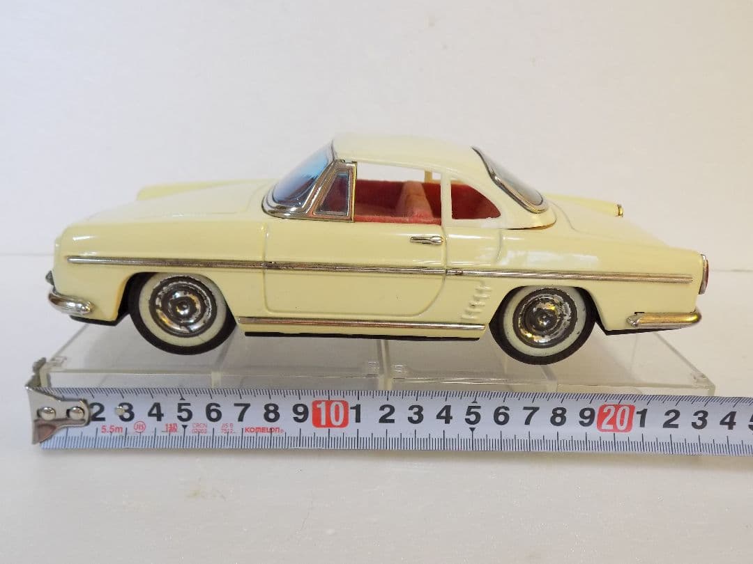 ✨️本日限定価格　アサヒ玩具 ブリキ【ルノー フロリード 】フリクション