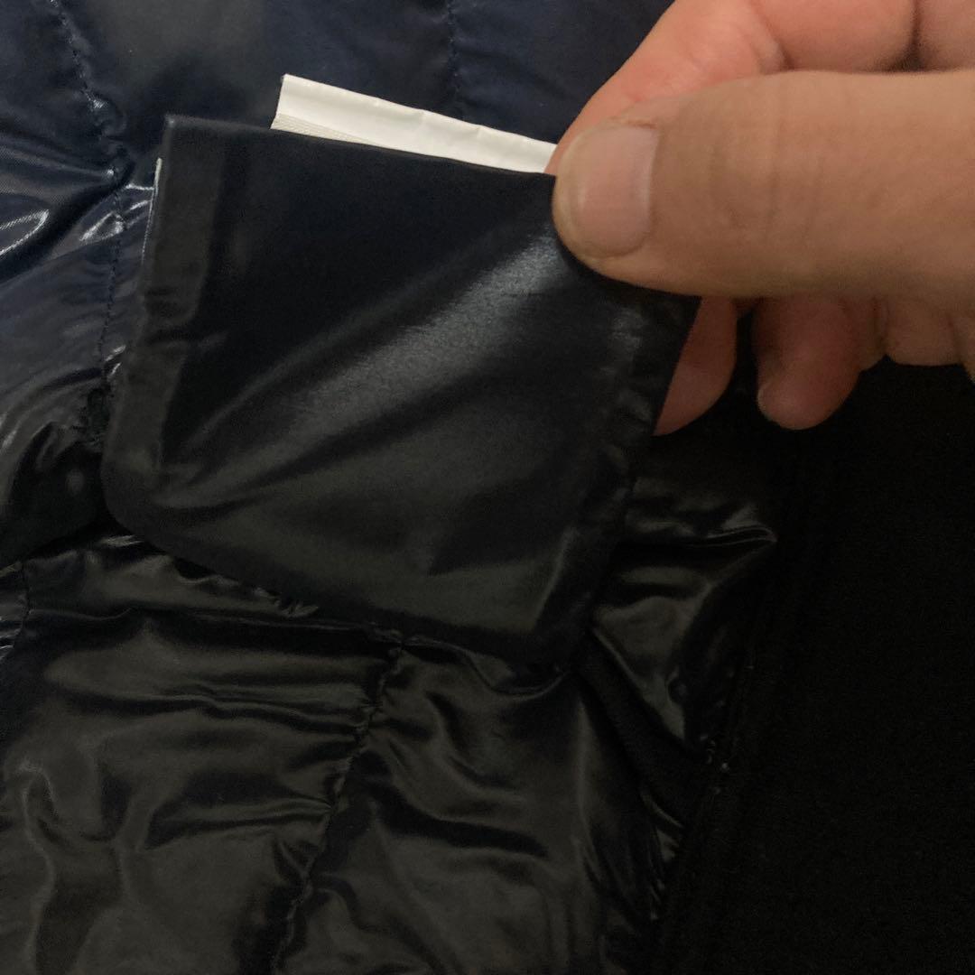 定価14万　MONCLER ネイビー フード付き ダウン　スウェットジャケット