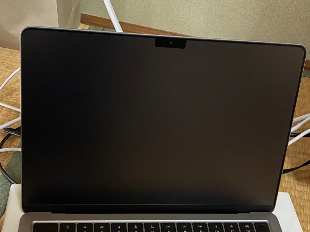 MacBookAir M2 8GB 256GB 13インチ　スペースグレー