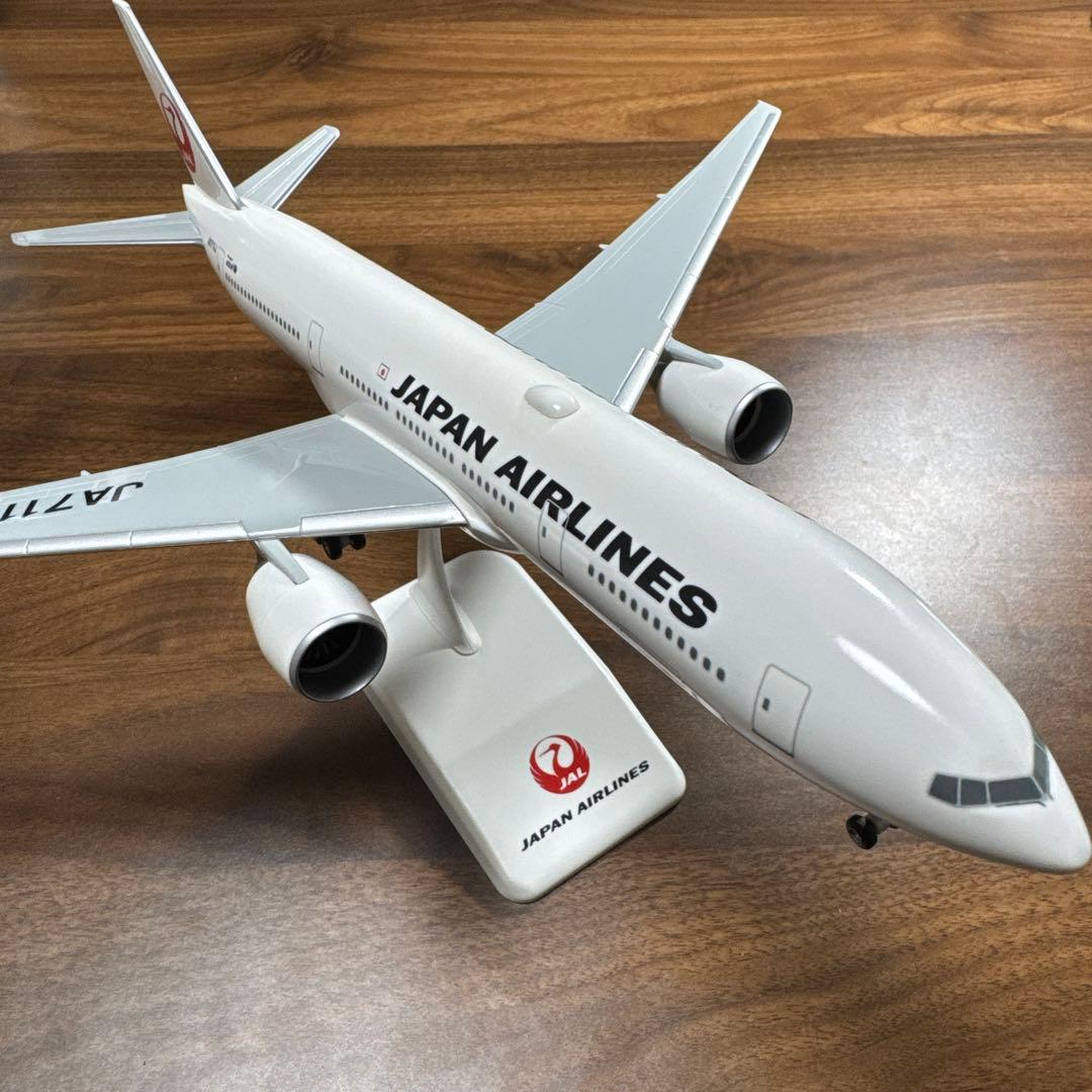 日本航空 Boeing 777-200 模型 1/200 スケール JALUX