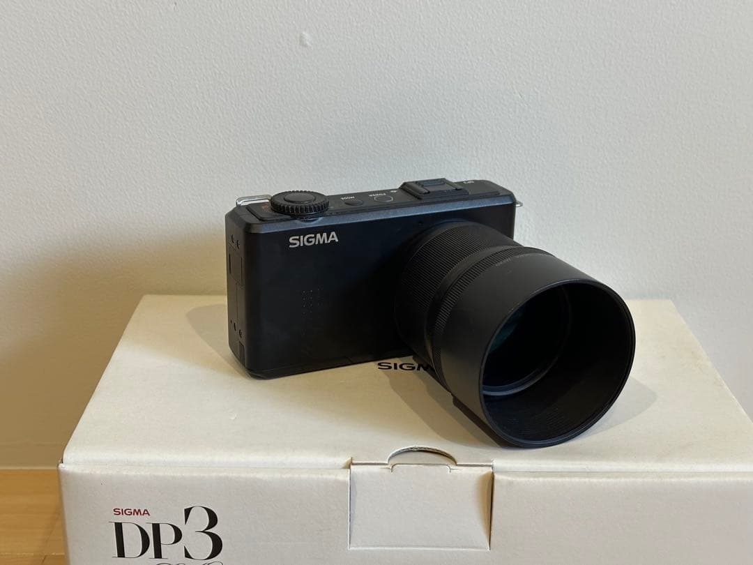 SIGMA DP3 Merrill コンパクトデジタルカメラ