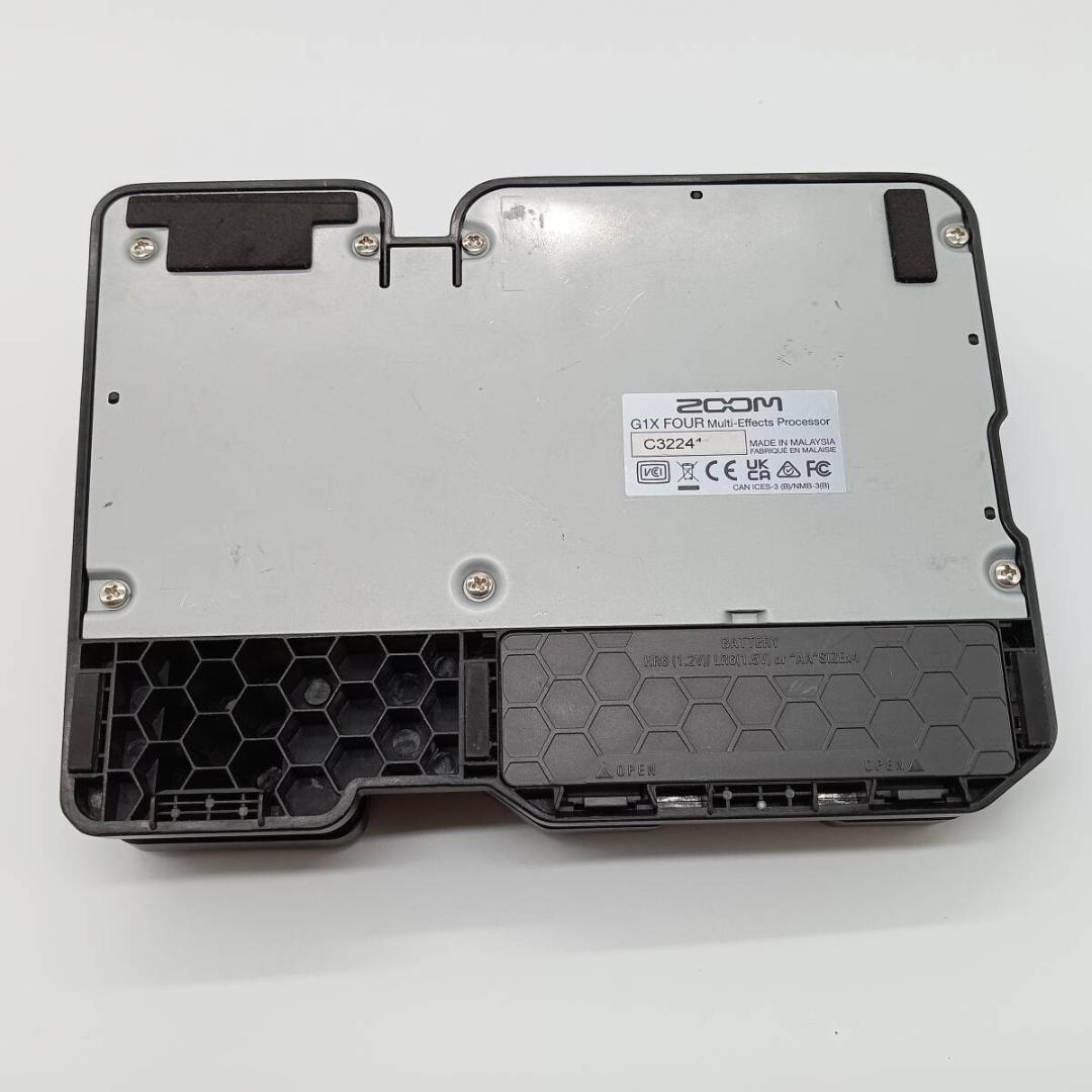 ZOOM G1X FOUR ギターエフェクター ズーム