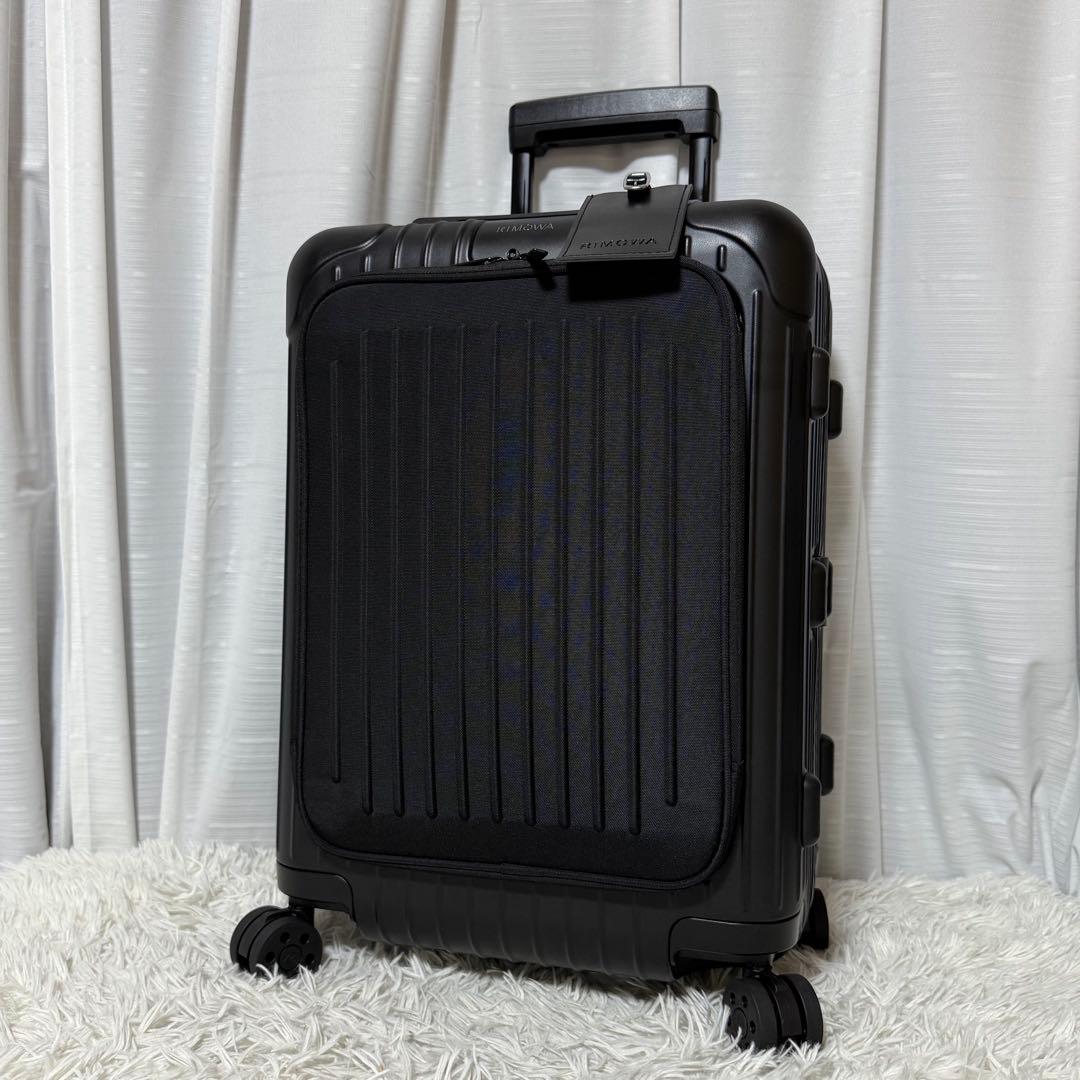 ⭐️新品未使用⭐️ RIMOWA　エッセンシャルスリーブ　キャリーケース　ブラック