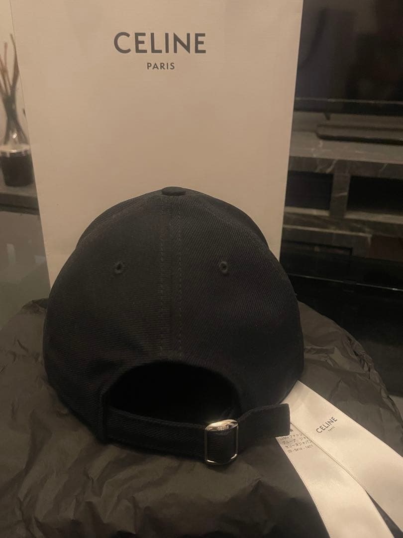 CELINE トリオンフベースボールキャップ