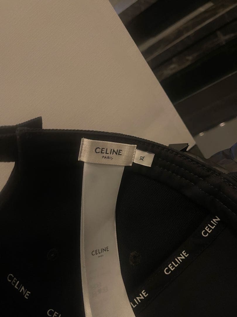 CELINE トリオンフベースボールキャップ
