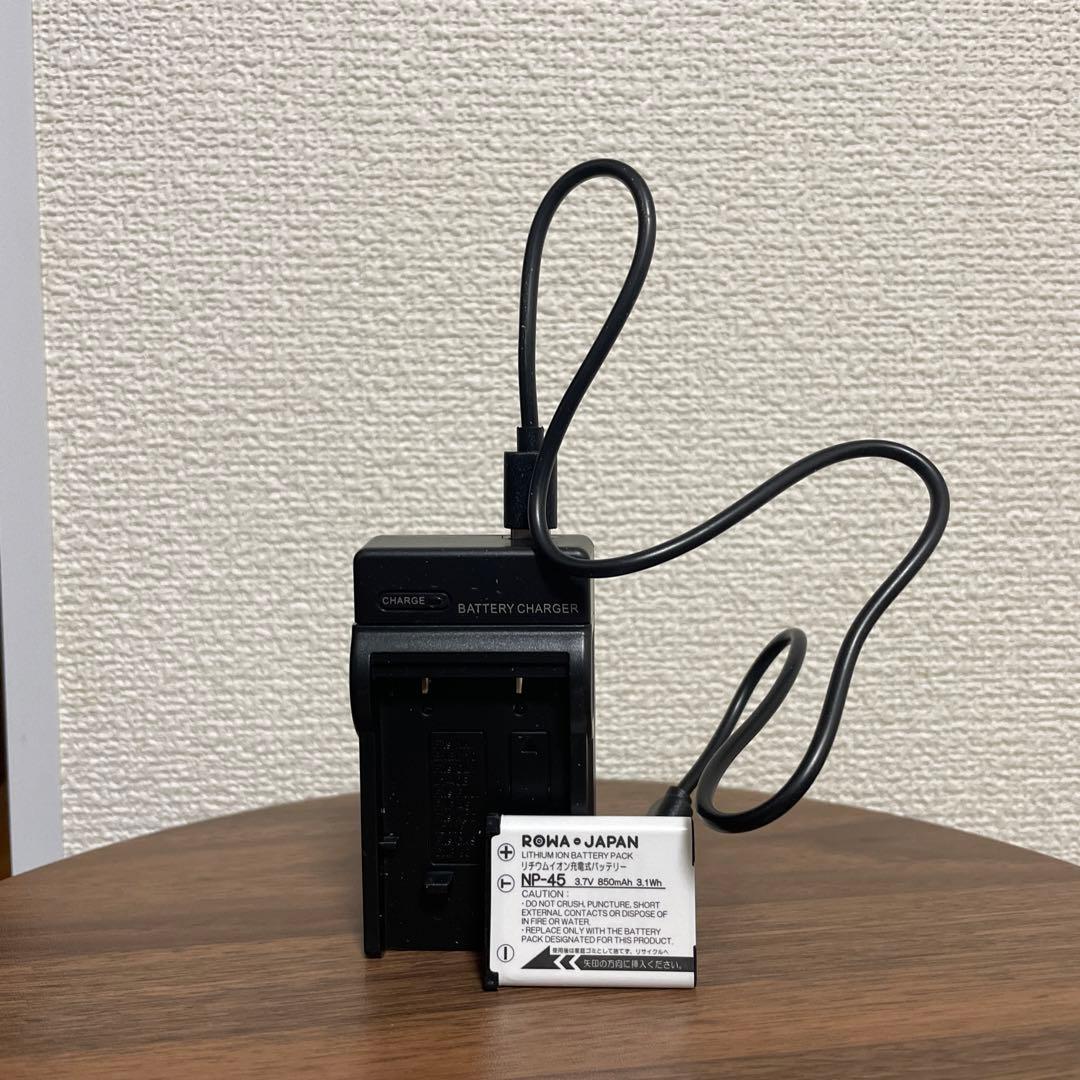 【オールドコンデジ】 FUJIFILM FinePix Z950EXR