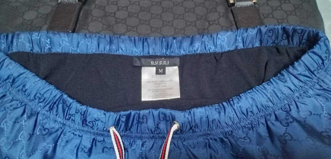 GUCCI ハーフパンツ　М　スイムパンツ 水着 海パン ショートパンツ　シマ柄