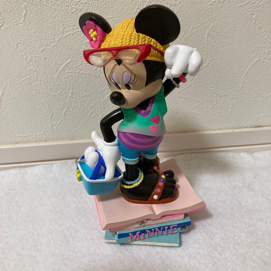 未使用品希少ディズニーミニー ・マウス サマー・ビーチスタイル フィギュア